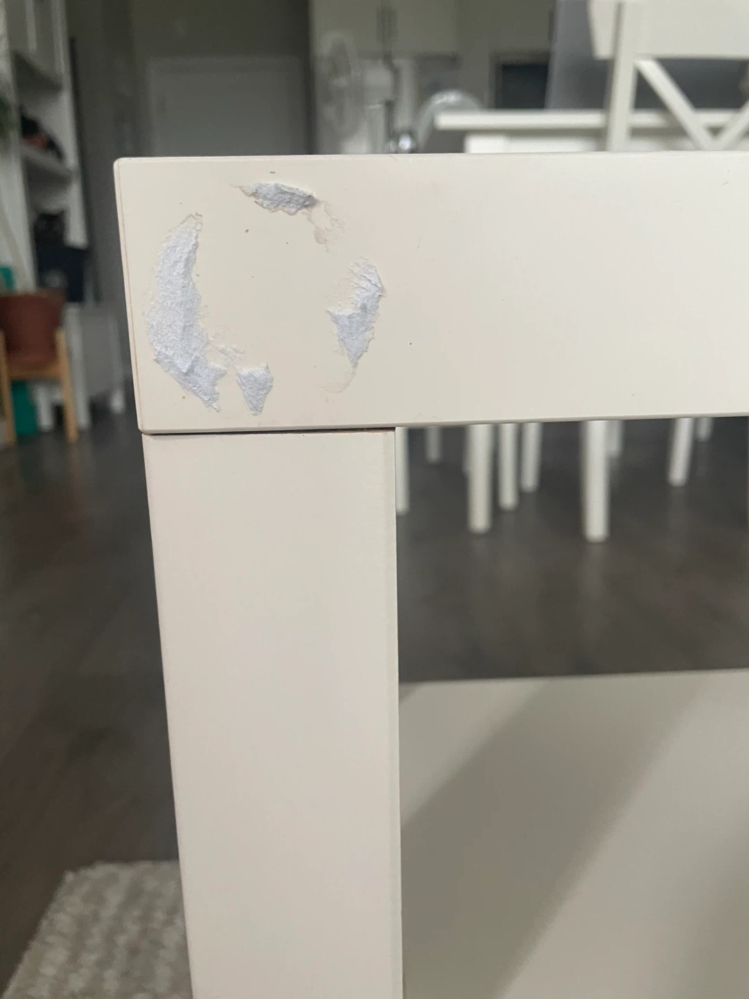 White Table with Shelf - photo 3