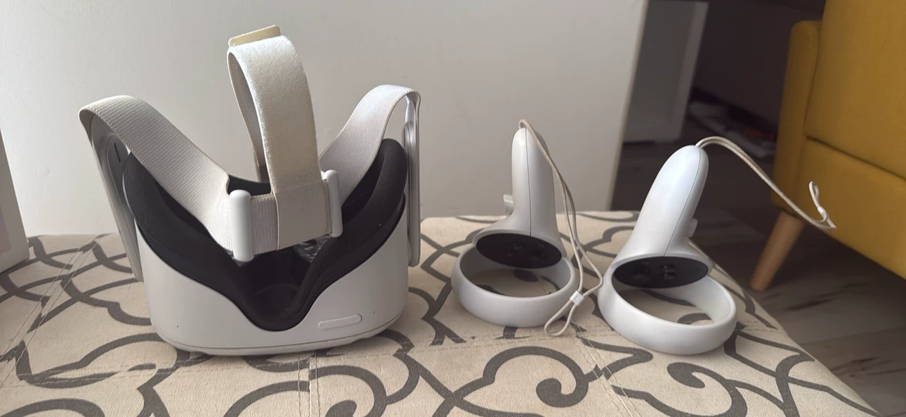 Oculus Quest 2 128GB VR Headset