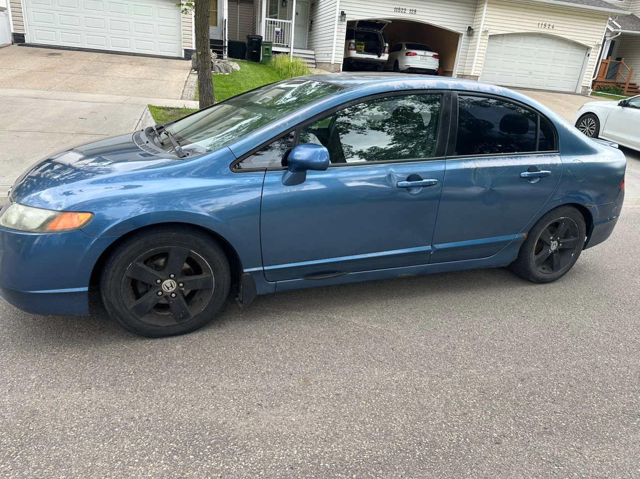 Blue Honda Civic Sedan - photo 2