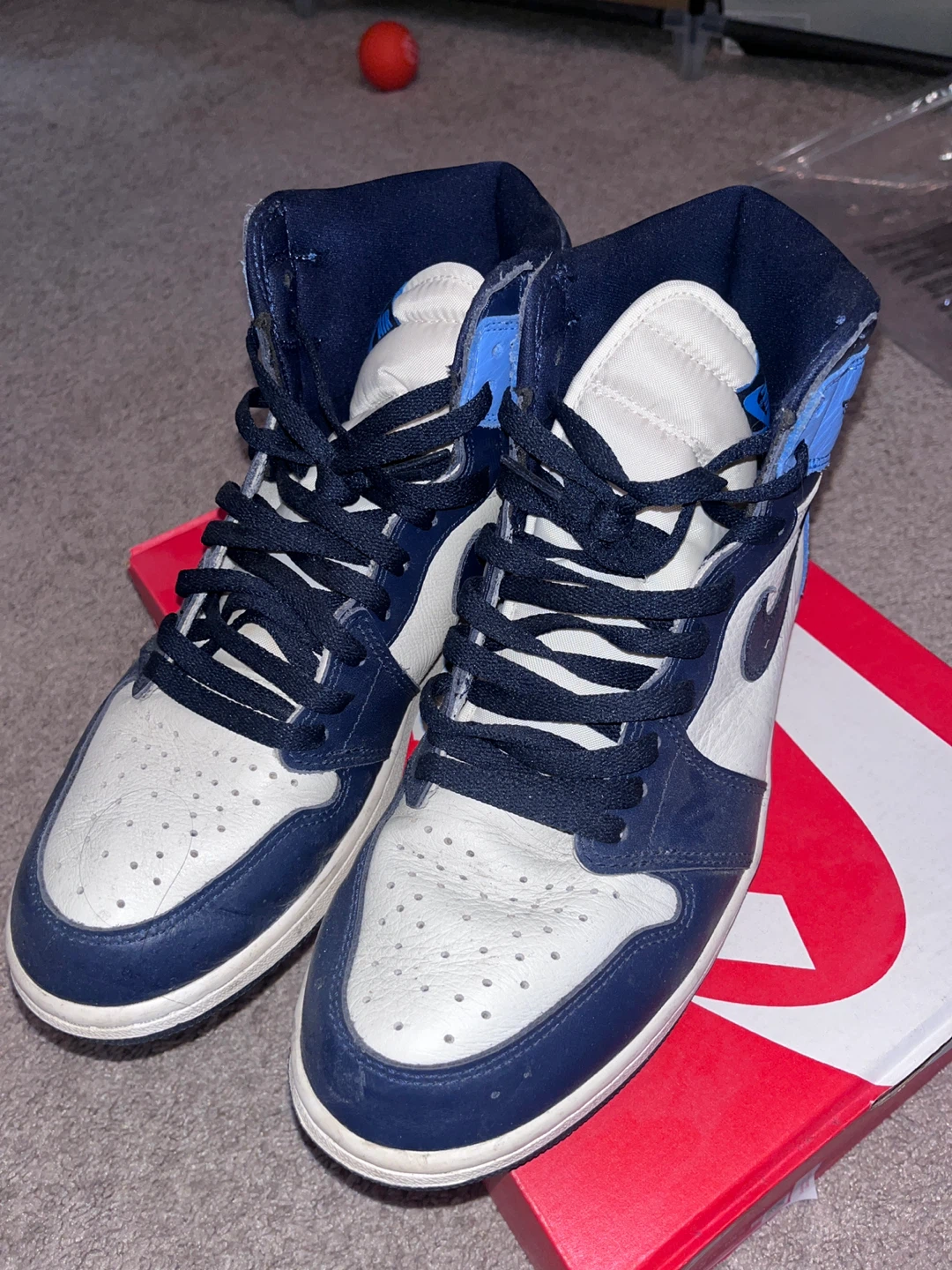 Nike Air Jordan 1 High OG "University Blue" Men's Size 10.5 - photo 2