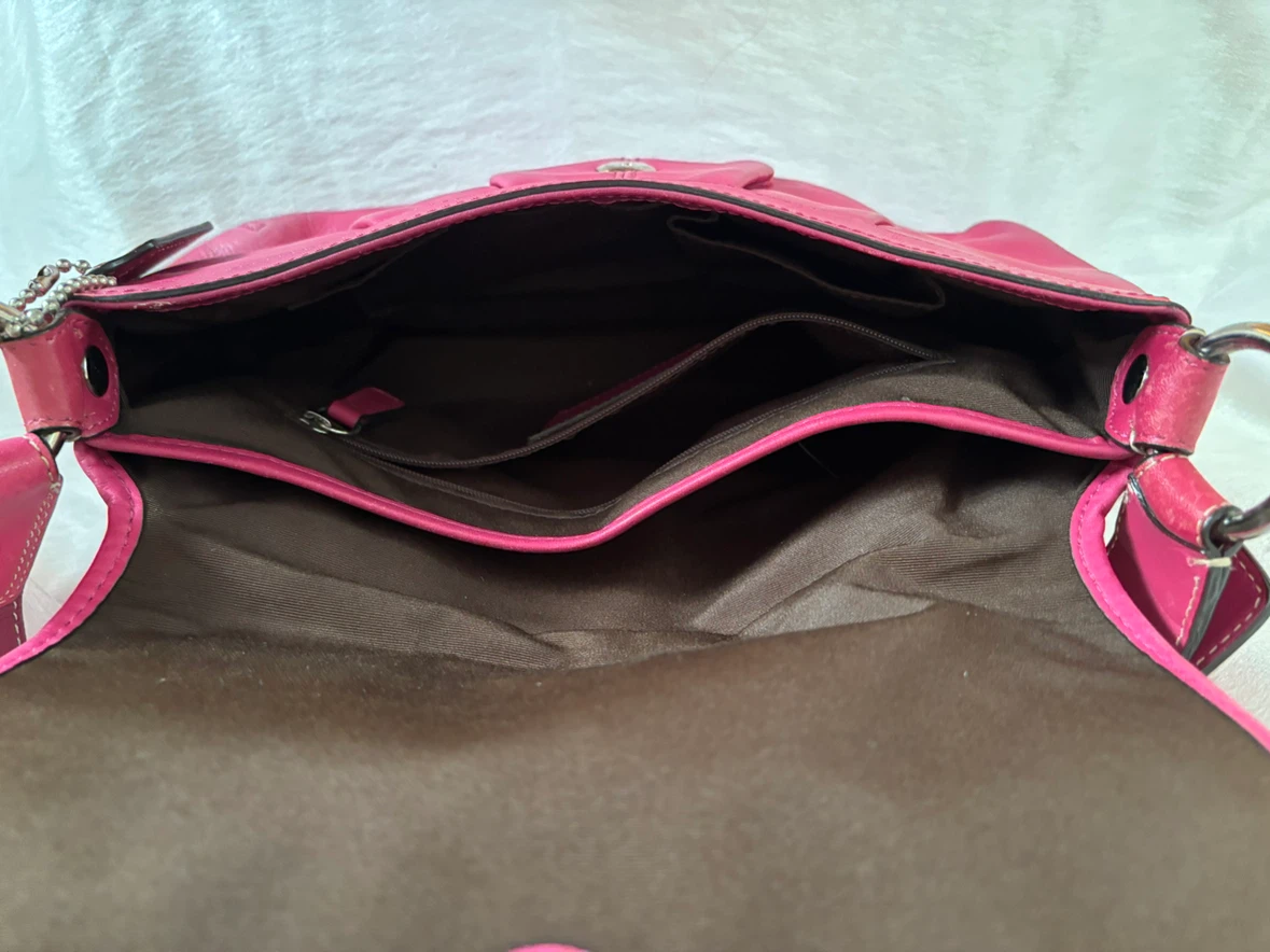 Coach Pink Leather Shoulder Bag - photo 4
