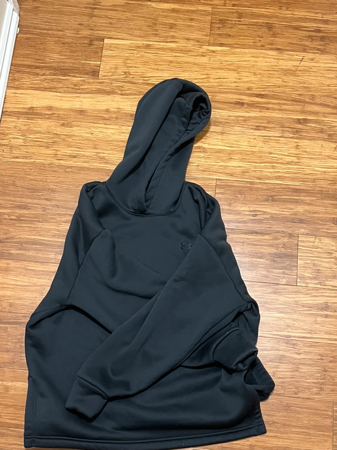 Under Armour Loose Black Hoodie L/G