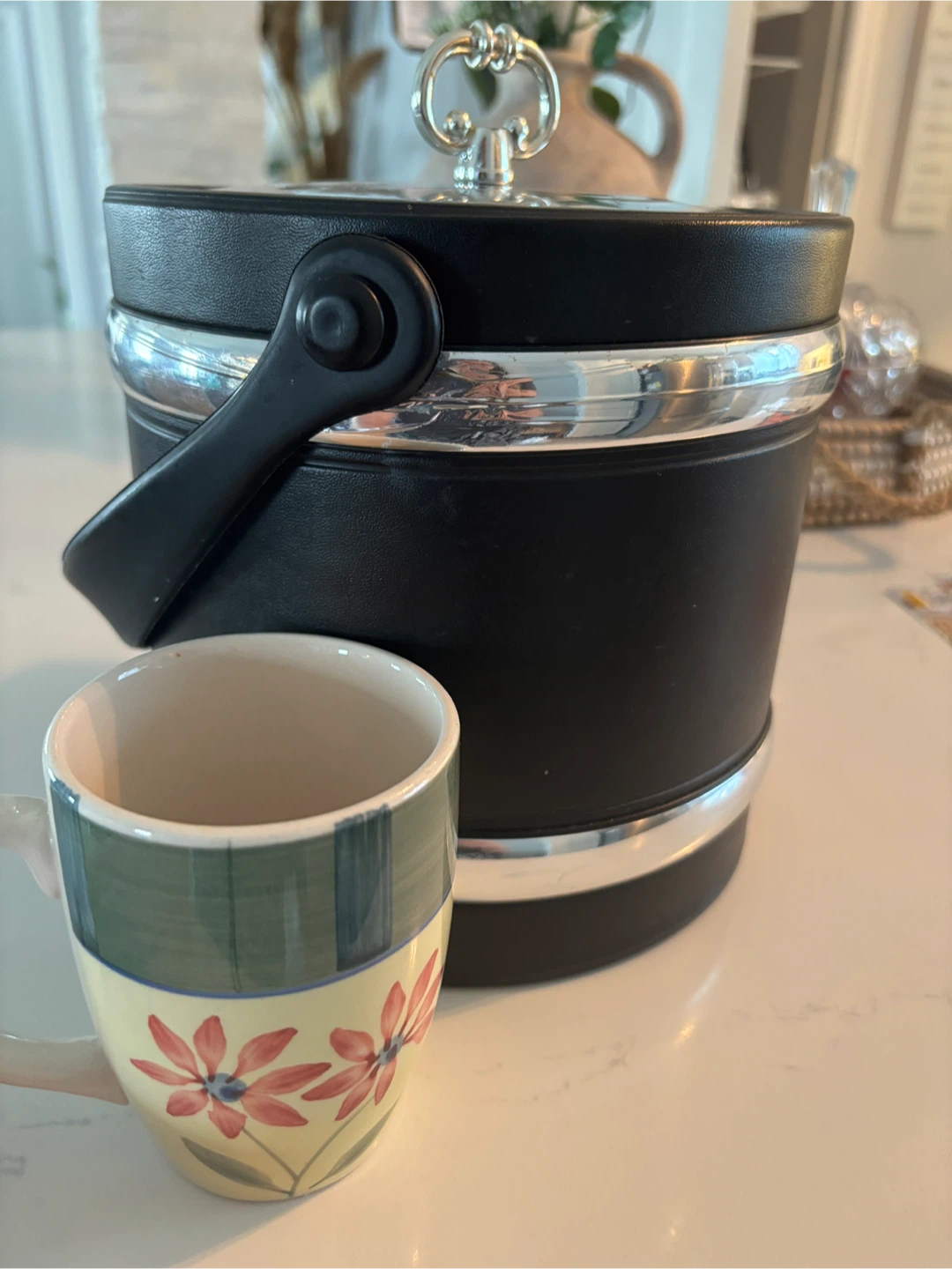 Kraftware Vintage Ice Bucket with Lid Insulated