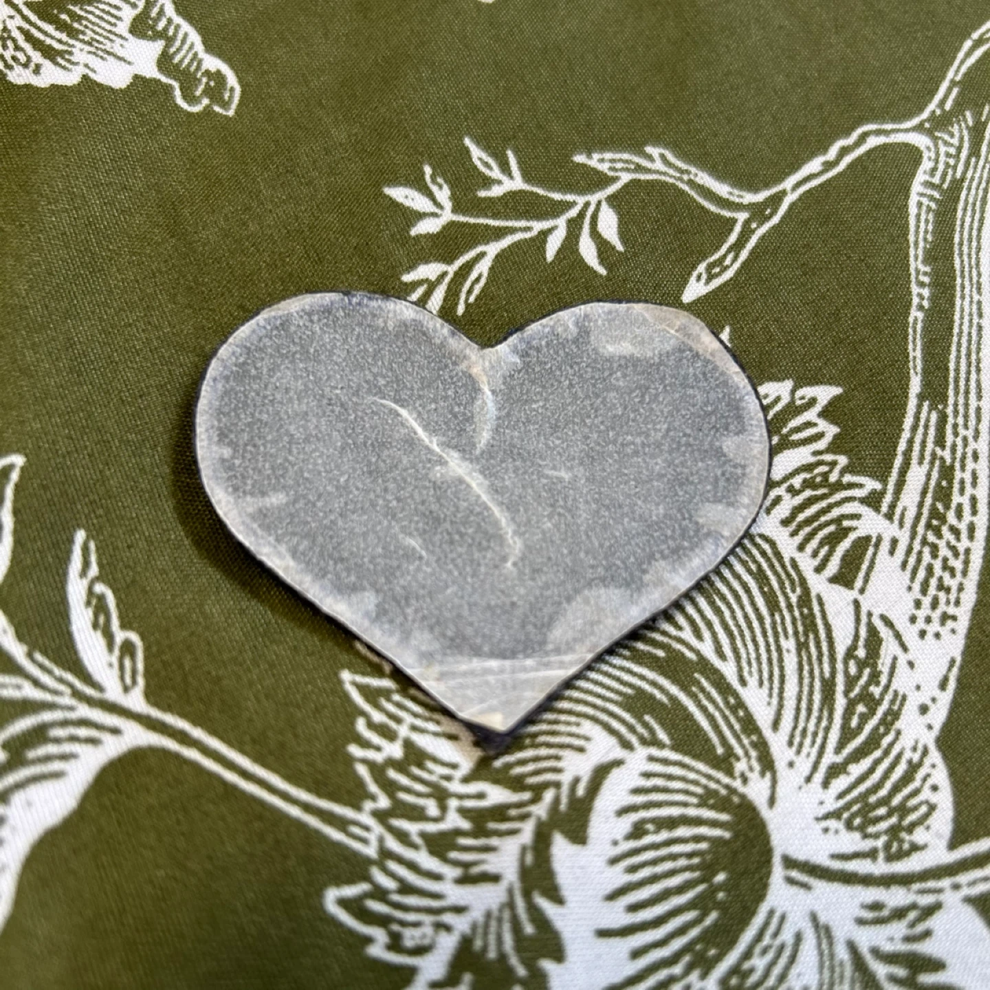 Iron on patch - Tie dye heart - photo 2