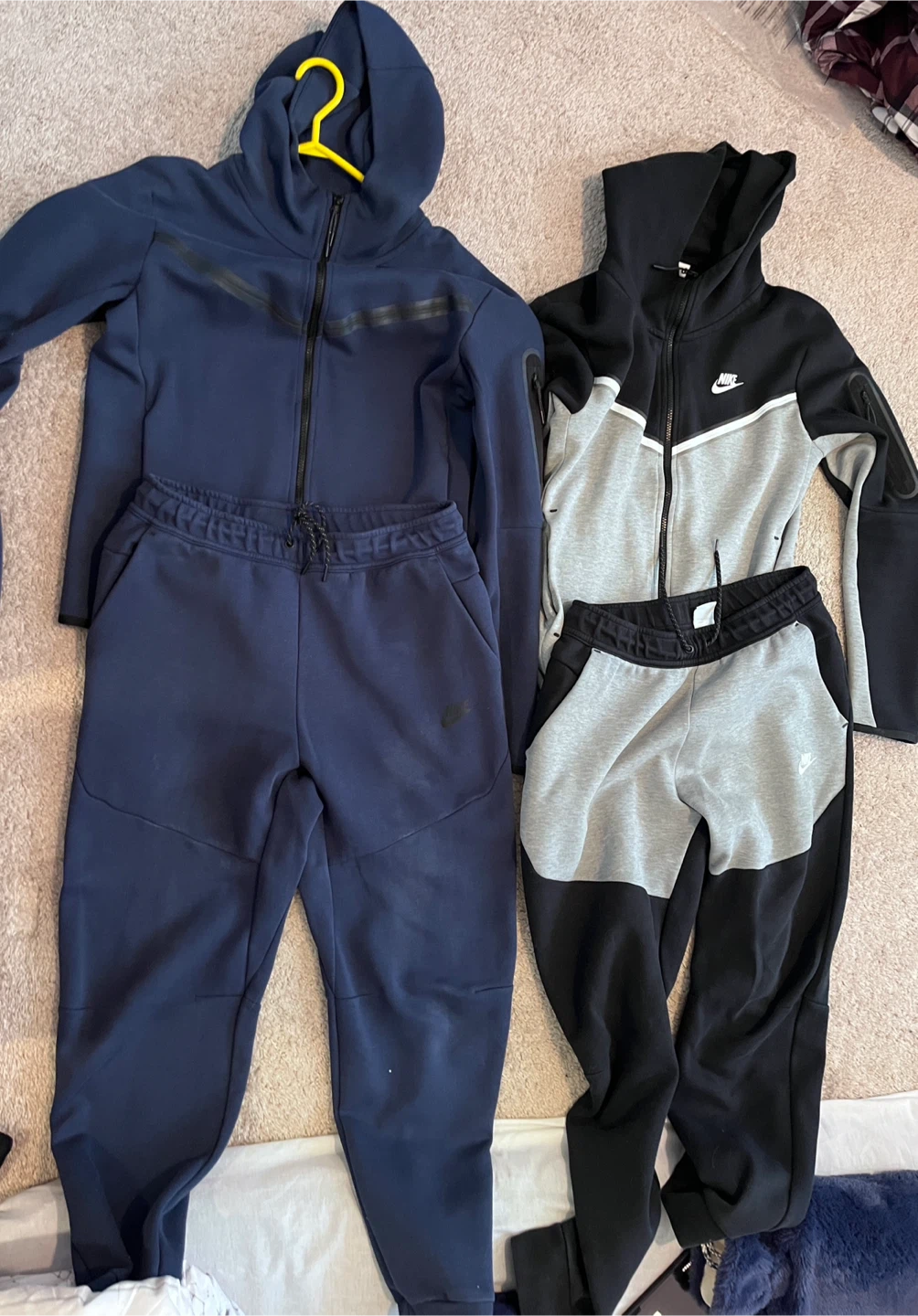 Nike Tech Fleece Tracksuits (Medium)