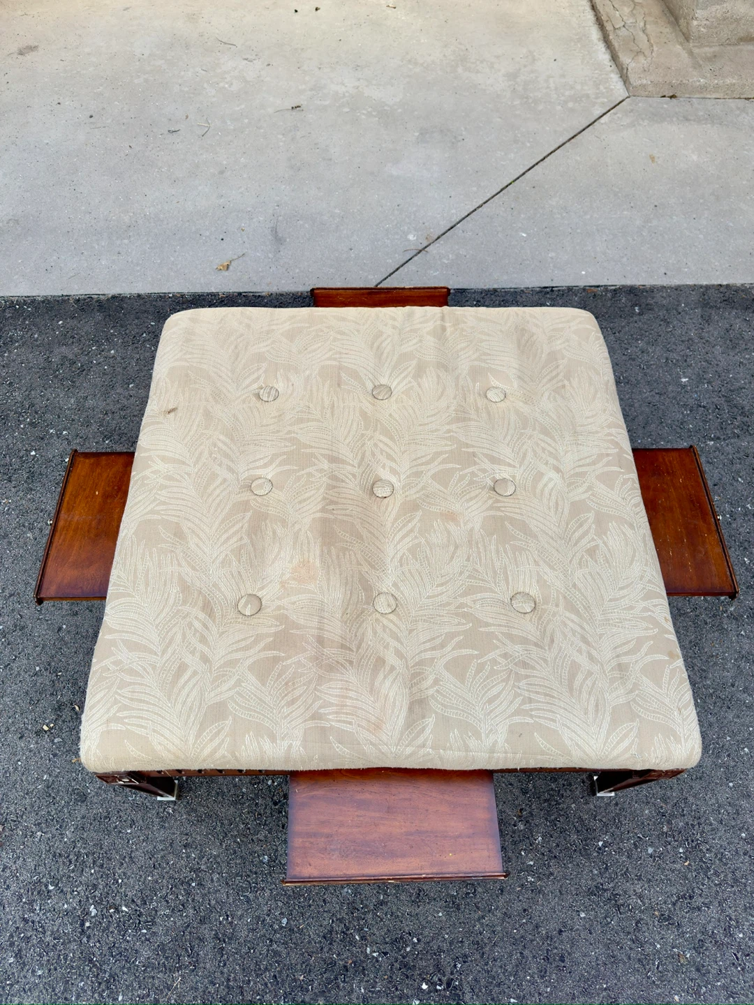 Vintage-style solid wood coffee table / social game table - photo 3