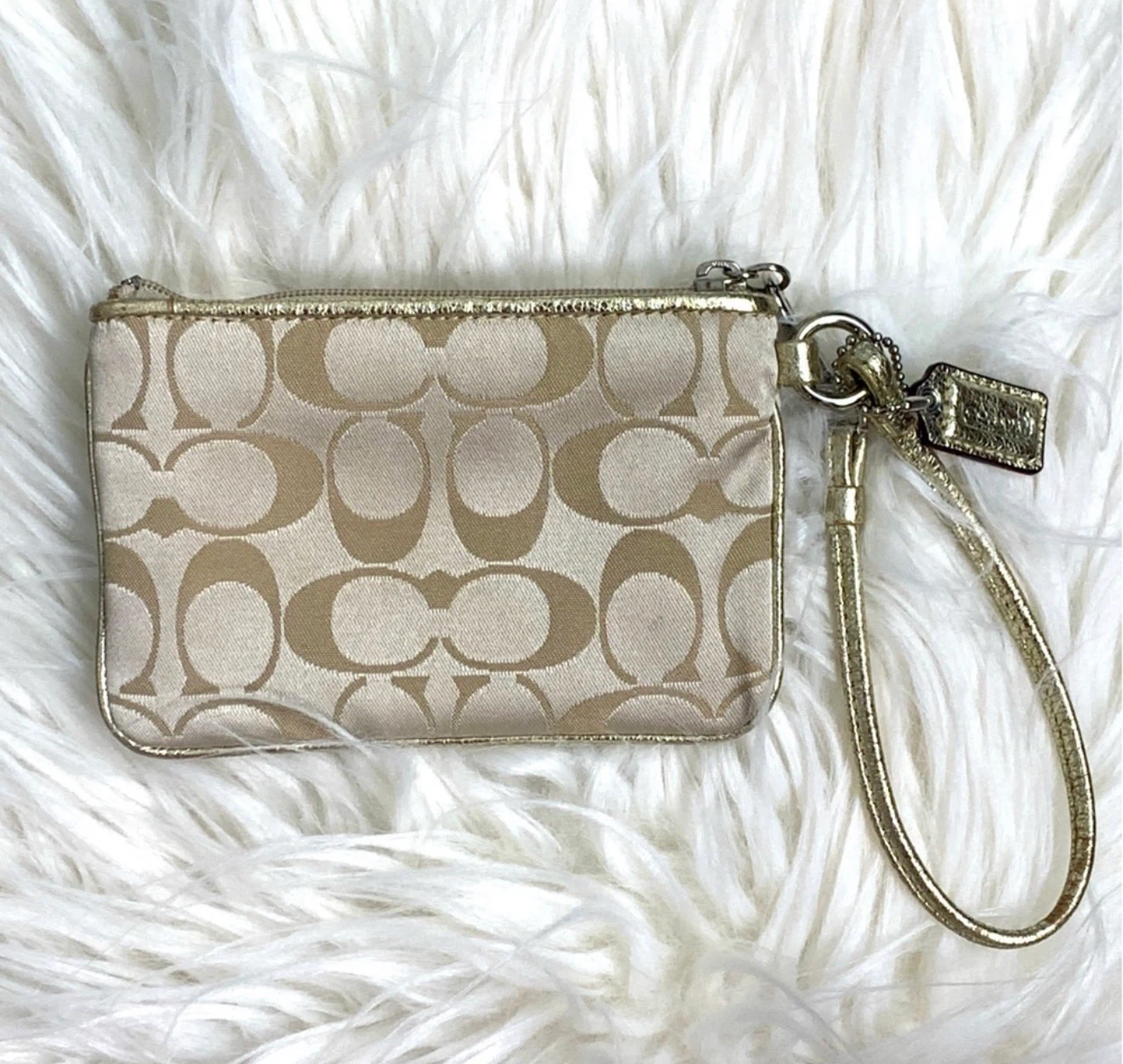 Coach Signature C Wristlet Pouch⚽️ - photo 2