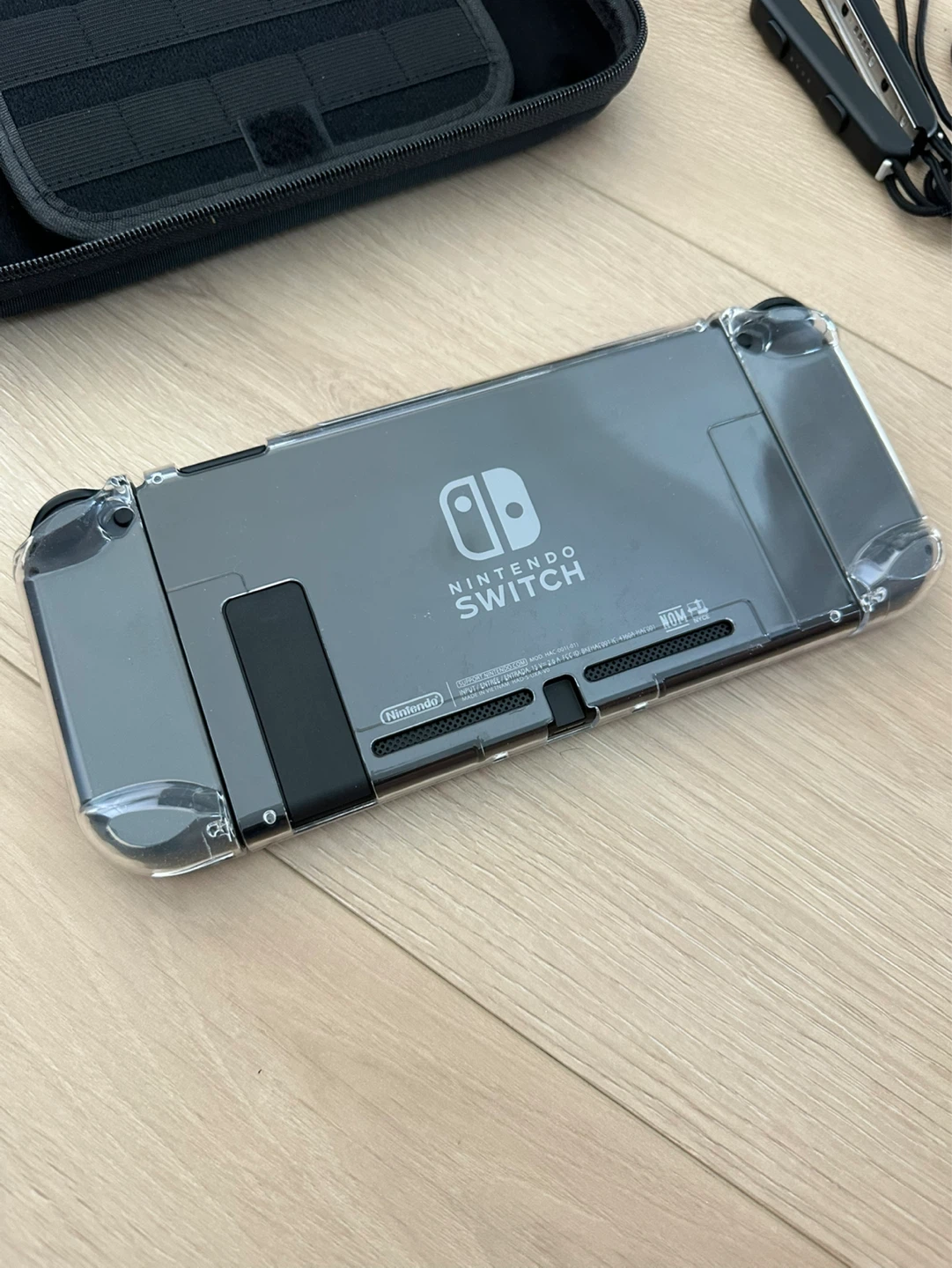 Nintendo Switch 1 V2 Bundle with Accessories - photo 3
