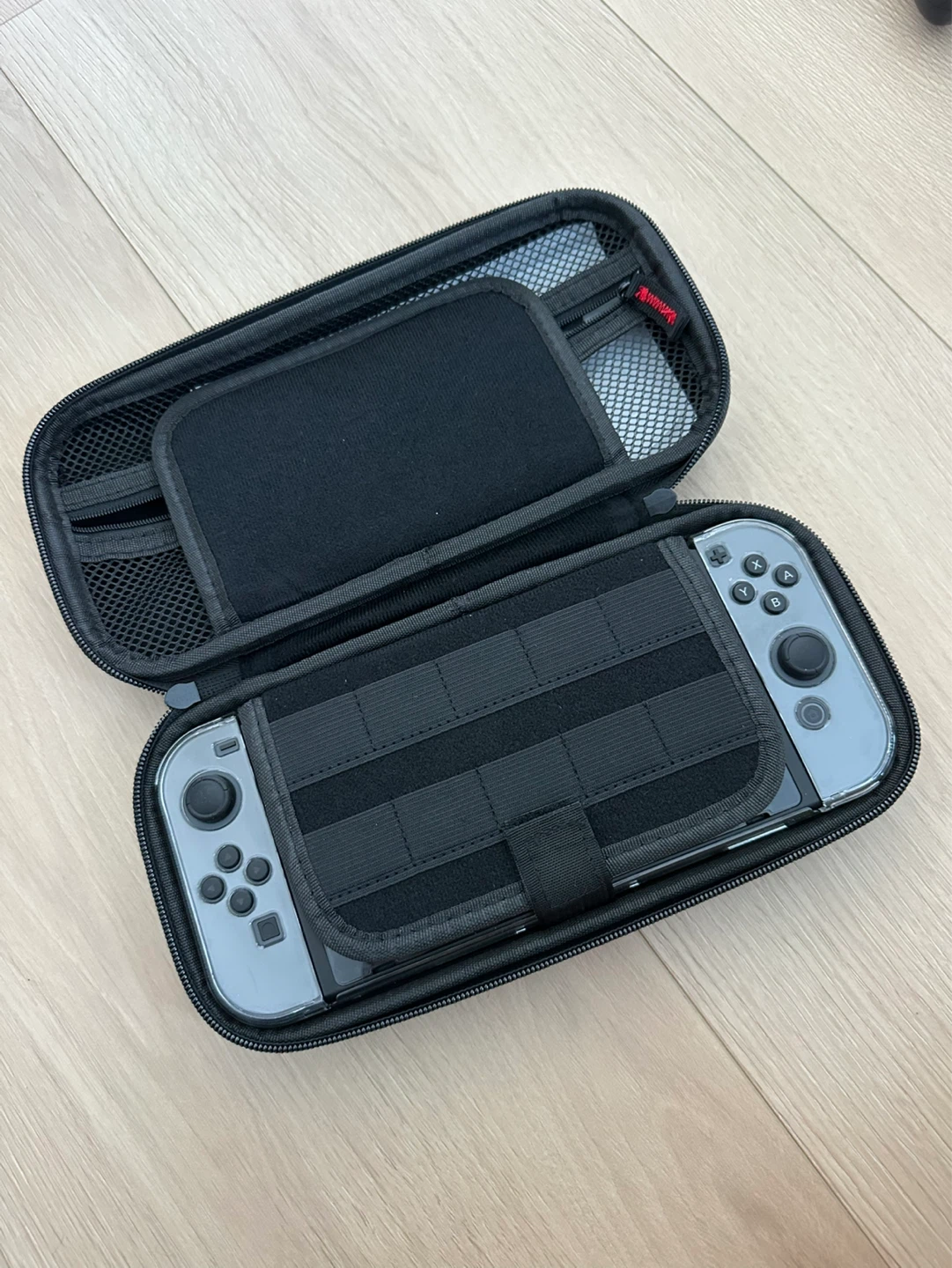 Nintendo Switch 1 V2 Bundle with Accessories - photo 4