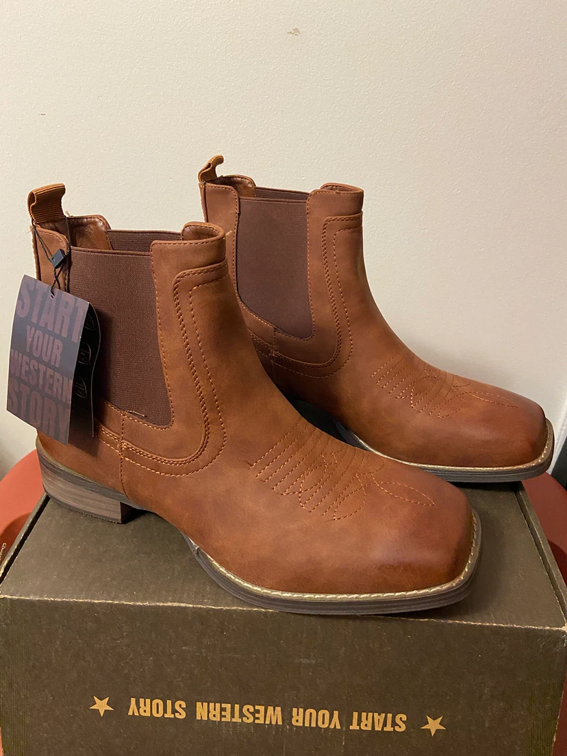 NEW  Men’s Western Cowboy Chelsea Boots – Size 11 – Brown - photo 2