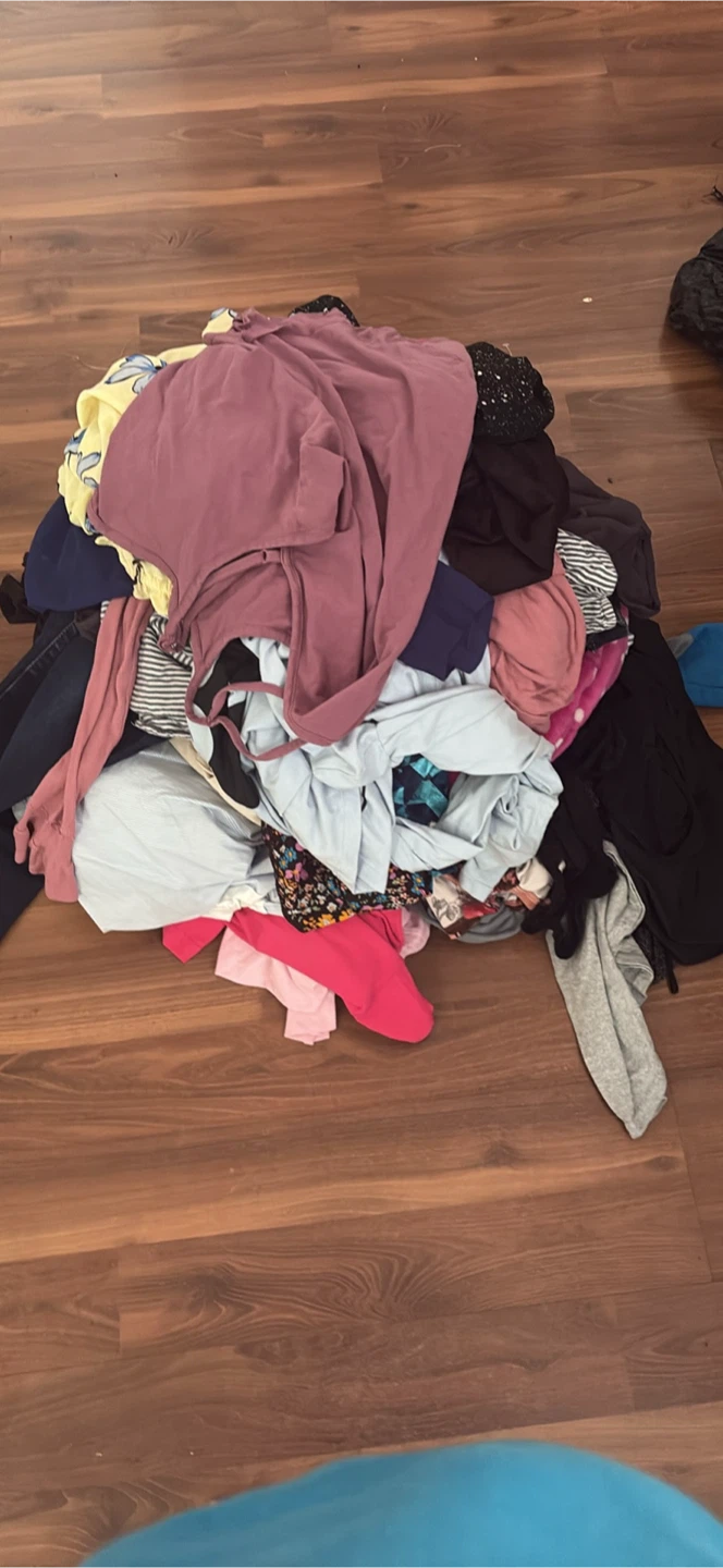 Bundle of Women's Clothing