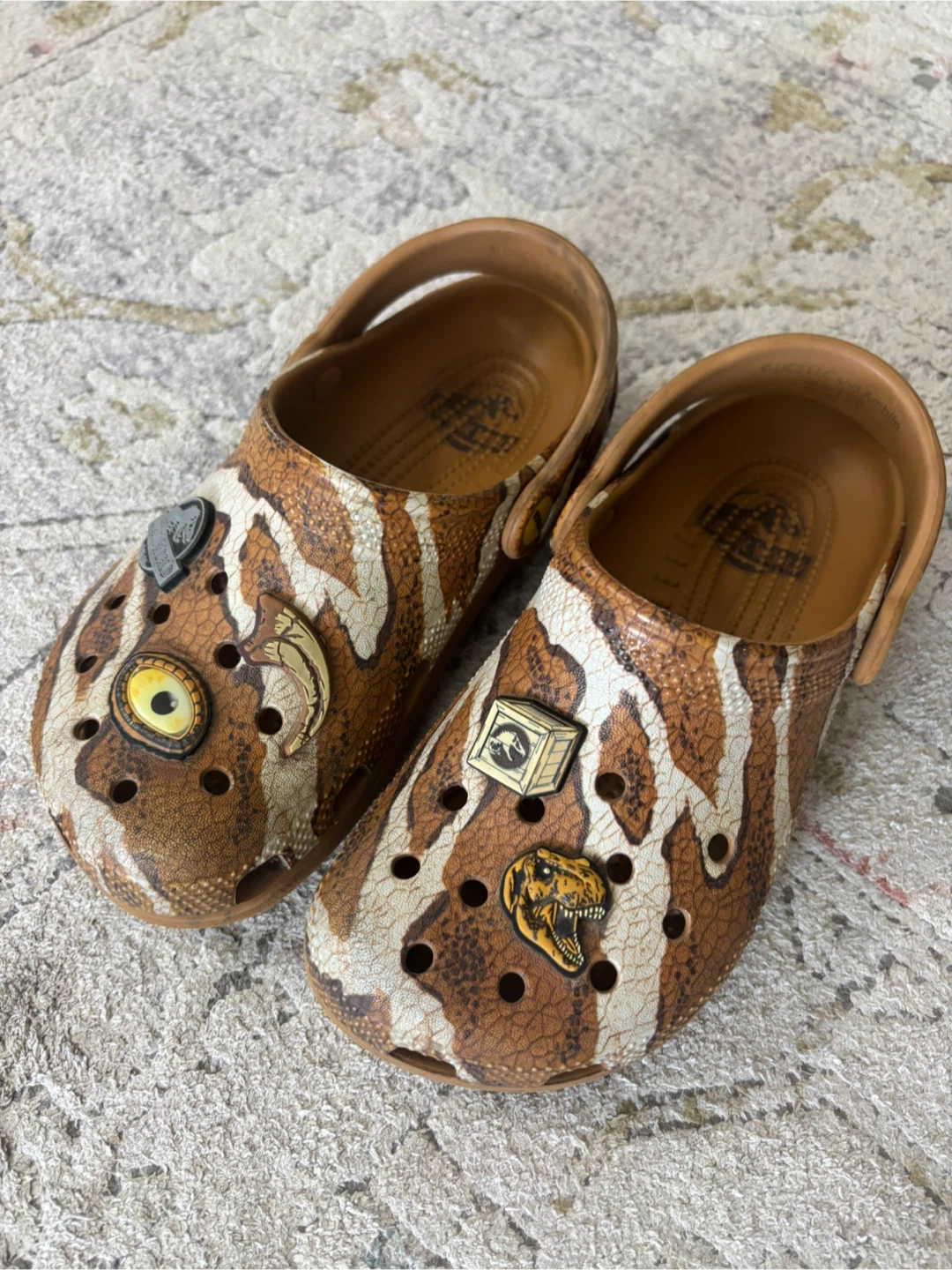Crocs J2 Jurassic Park Clogs