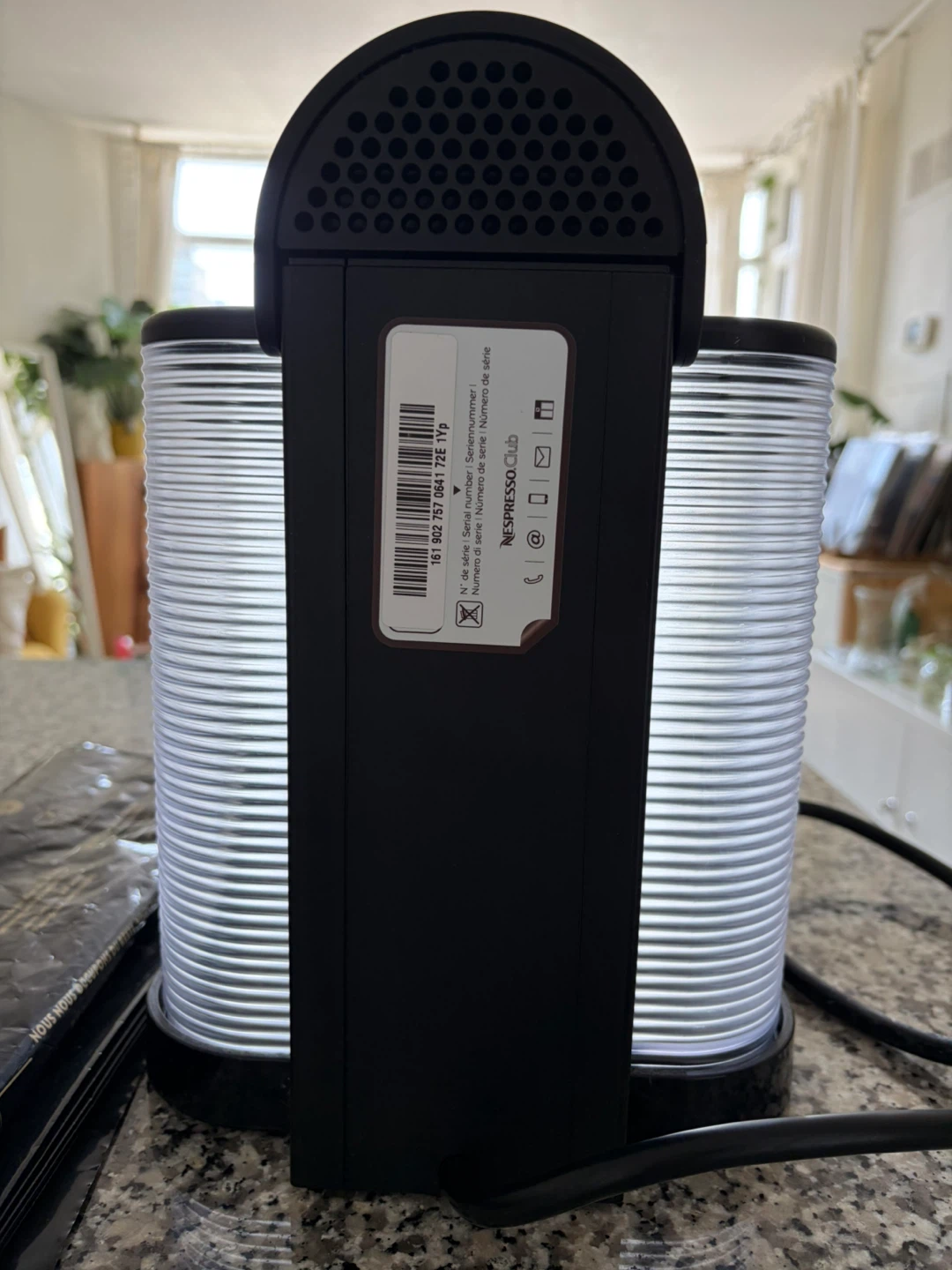 Nespresso Vertuo Coffee Machine - photo 3