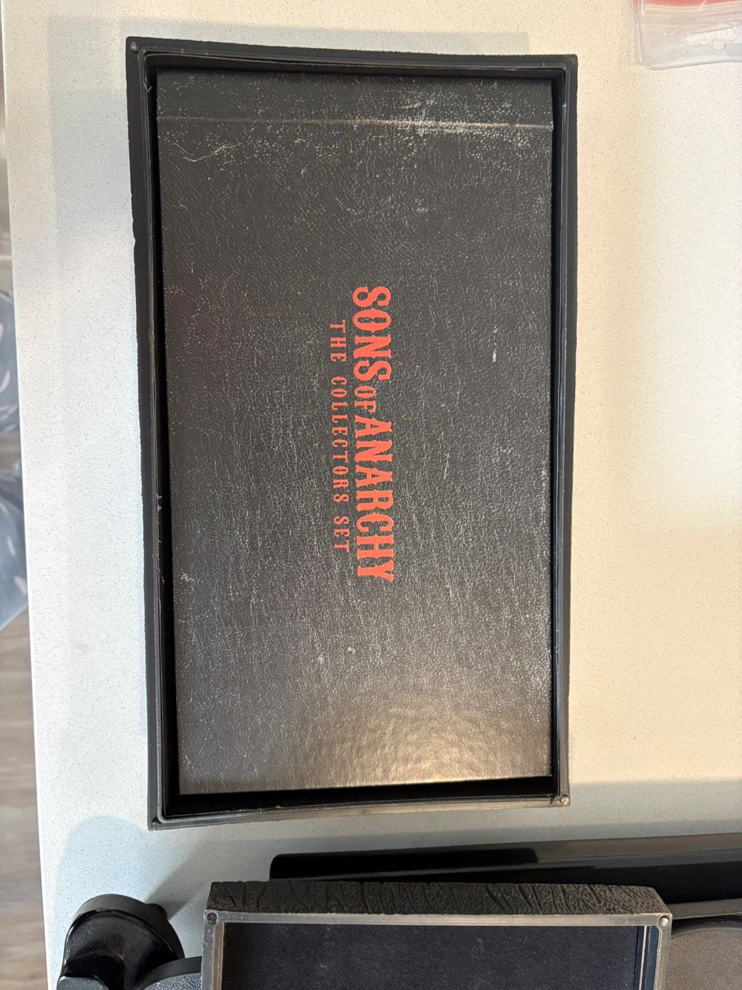 Sons of Anarchy The Collector's Set Box - photo 2
