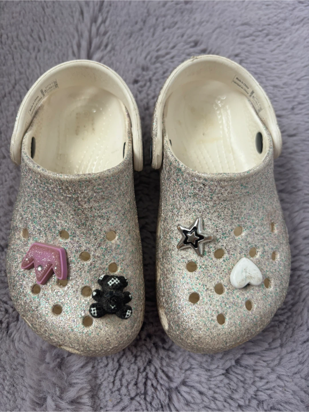 Kids' Crocs Size 9 Glittery Clogs