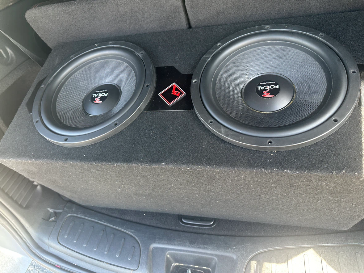 Focal Dual Subwoofer Enclosure - photo 2