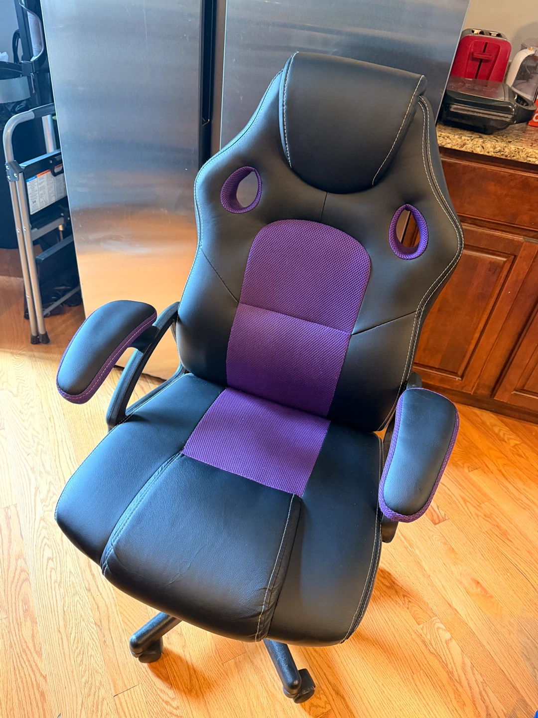 Black and Purple Gaming Chair - photo 2
