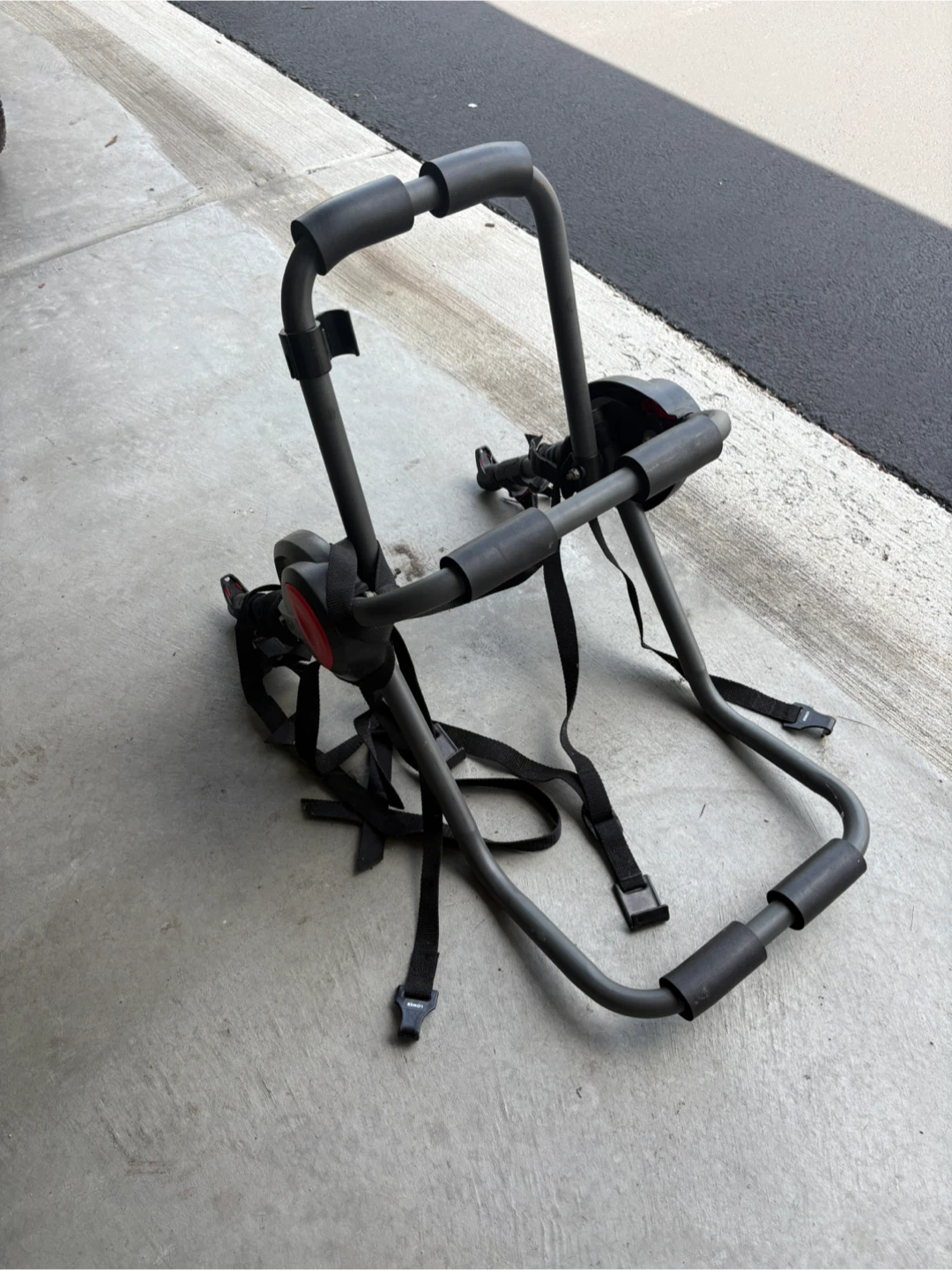 Trunk Mount Bike Rack - photo 2
