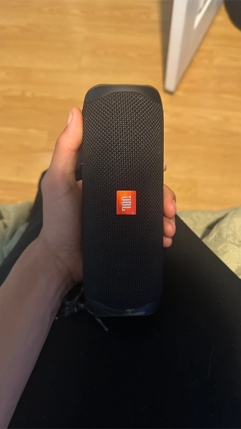 JBL Flip 5 Bluetooth Speaker - photo 2