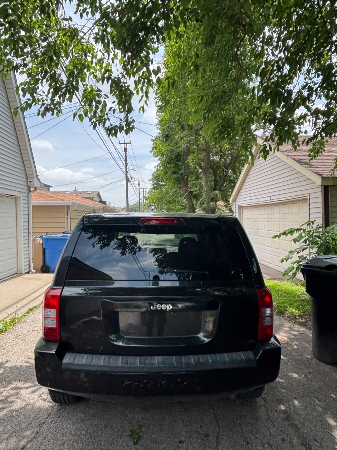 Black Jeep Patriot SUV - photo 5