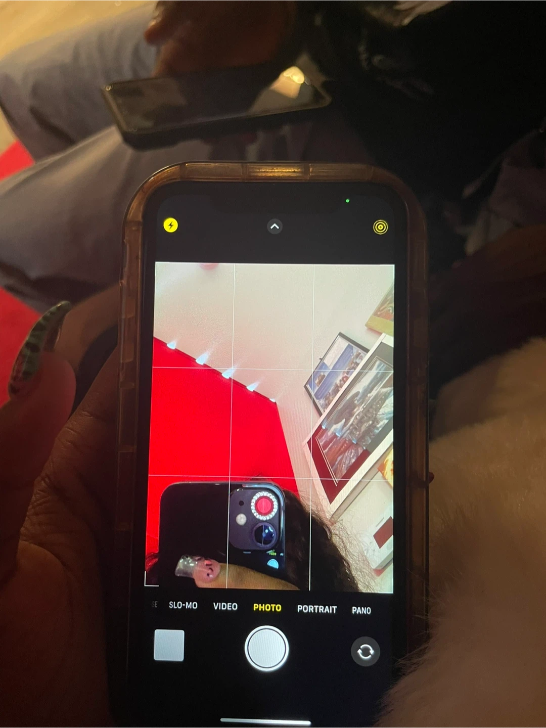 iPhone XR - Cracked Back - photo 5