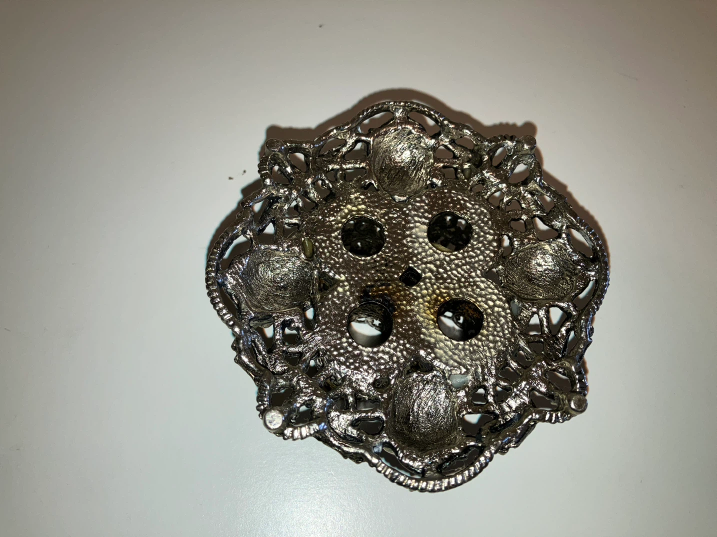Vintage Ornate Lipstick Holder Stand - photo 3