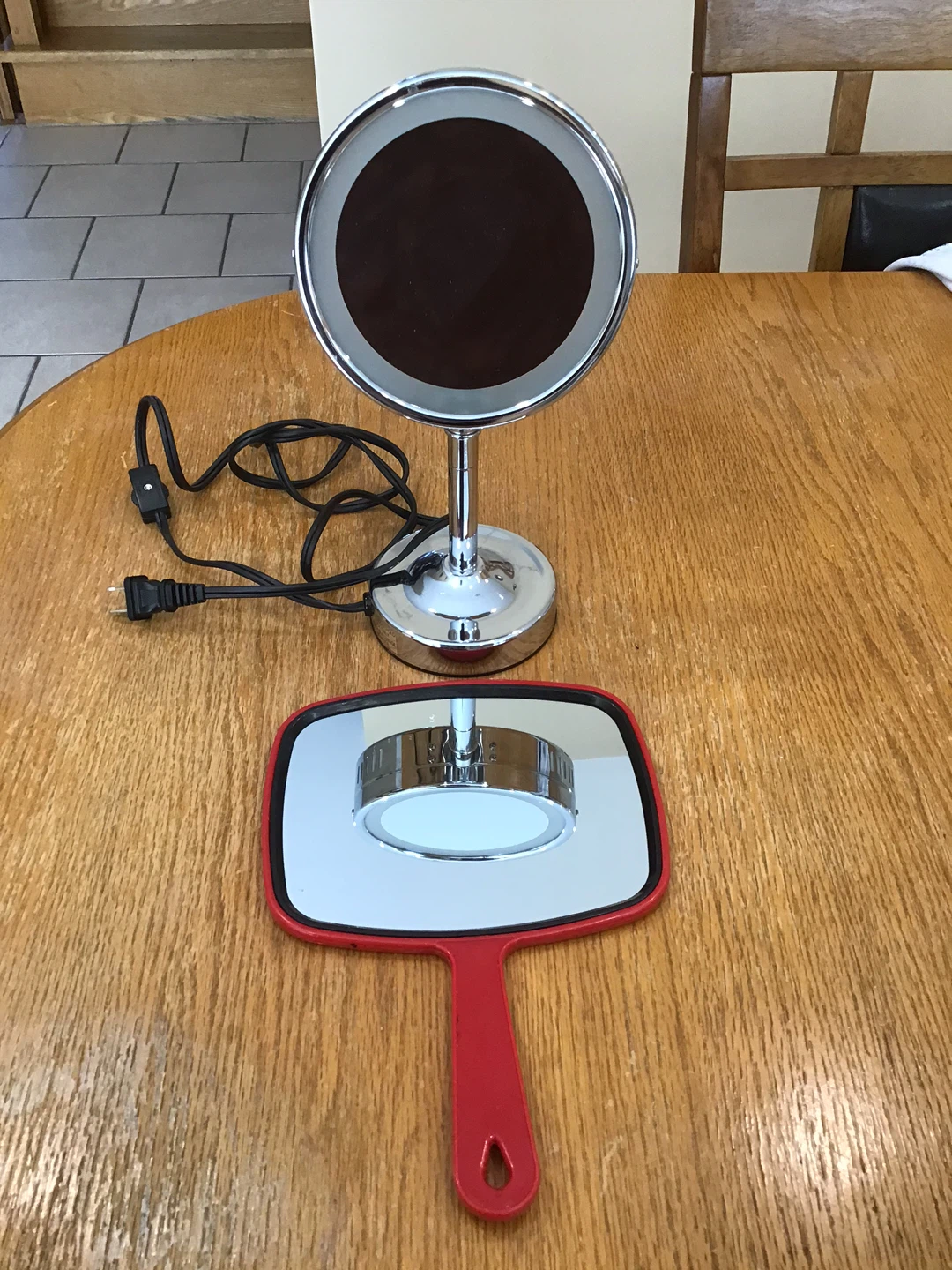 Lighted Vanity Mirror