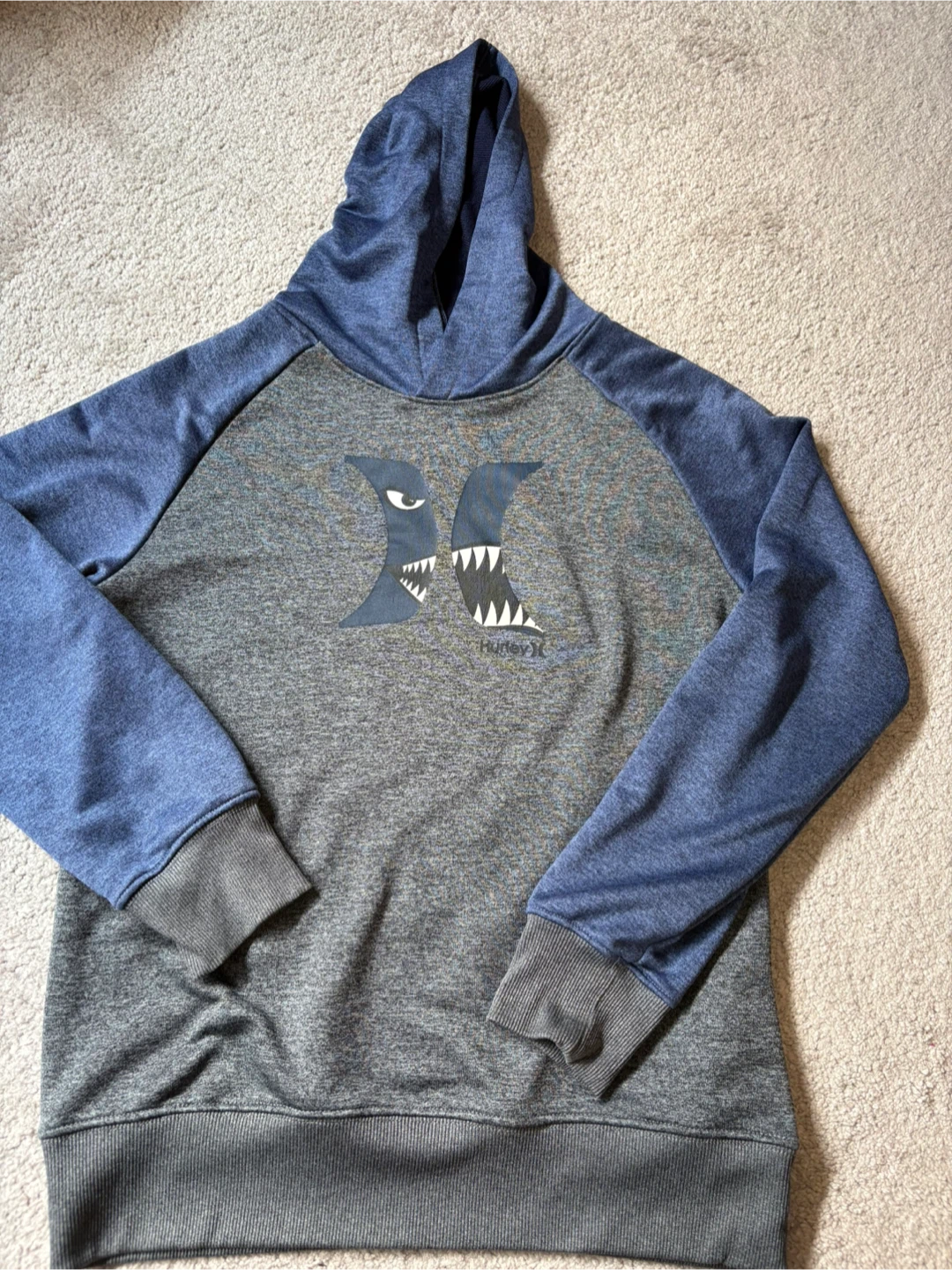 Hurley Graphic Hoodie youth size L