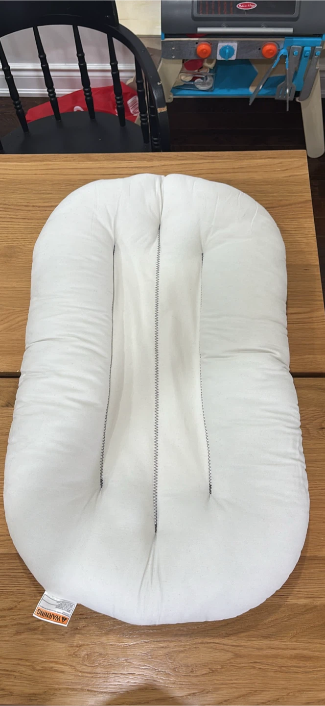 Off white Baby Lounger