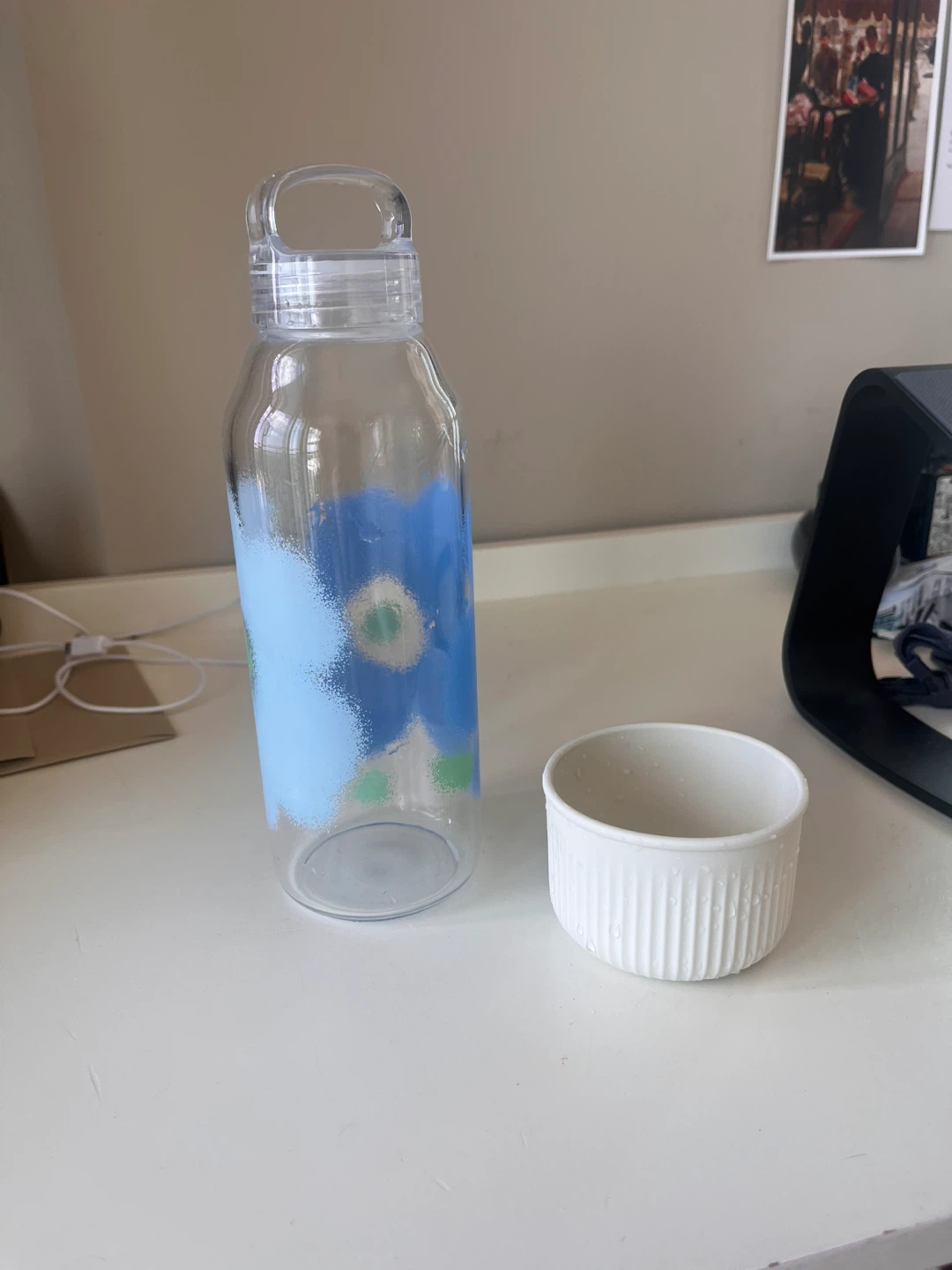 Glass Water Bottle with Blue Flower Design - photo 2