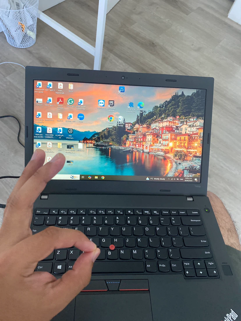 Lenovo ThinkPad Laptop - photo 3