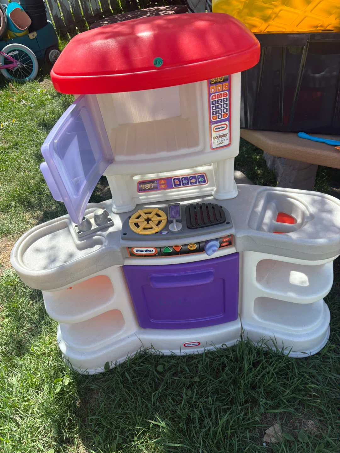 Little Tikes Gourmet Kitchen Play Set