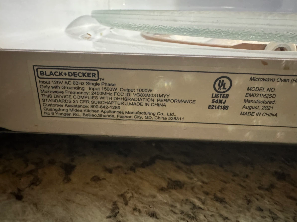 BLACK+DECKER Microwave Oven - photo 4
