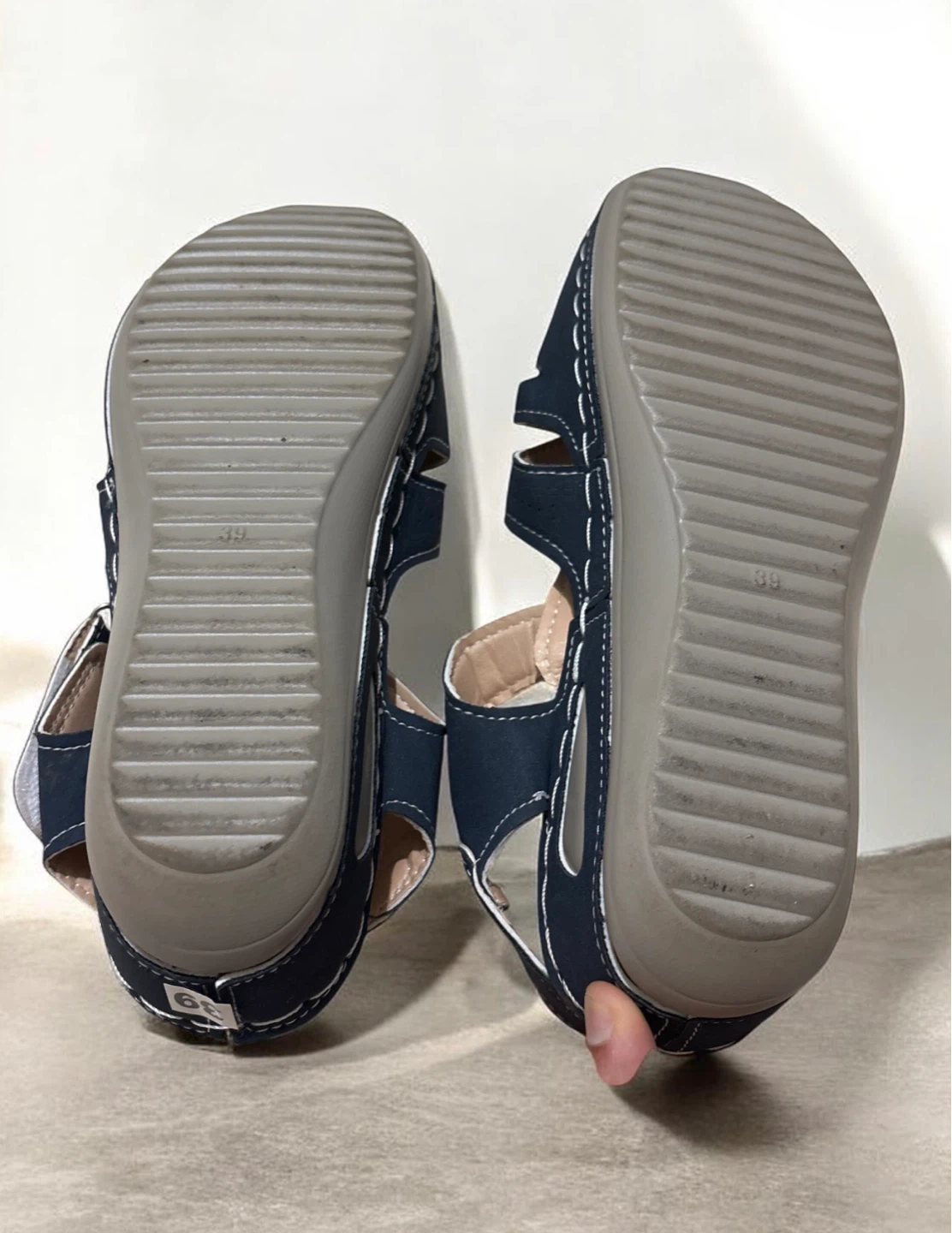 Women's Navy Blue Cutout Sandals Size 39 - photo 3