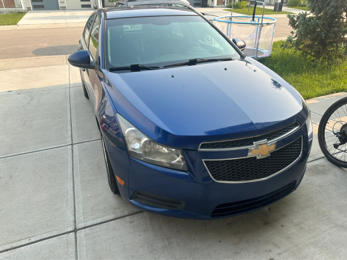 Blue Chevrolet Cruze LT Sedan - photo 3