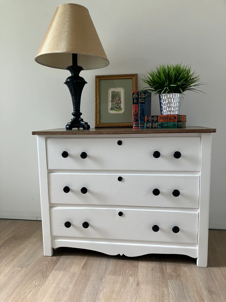 White and Wood 3-Drawer Dresser