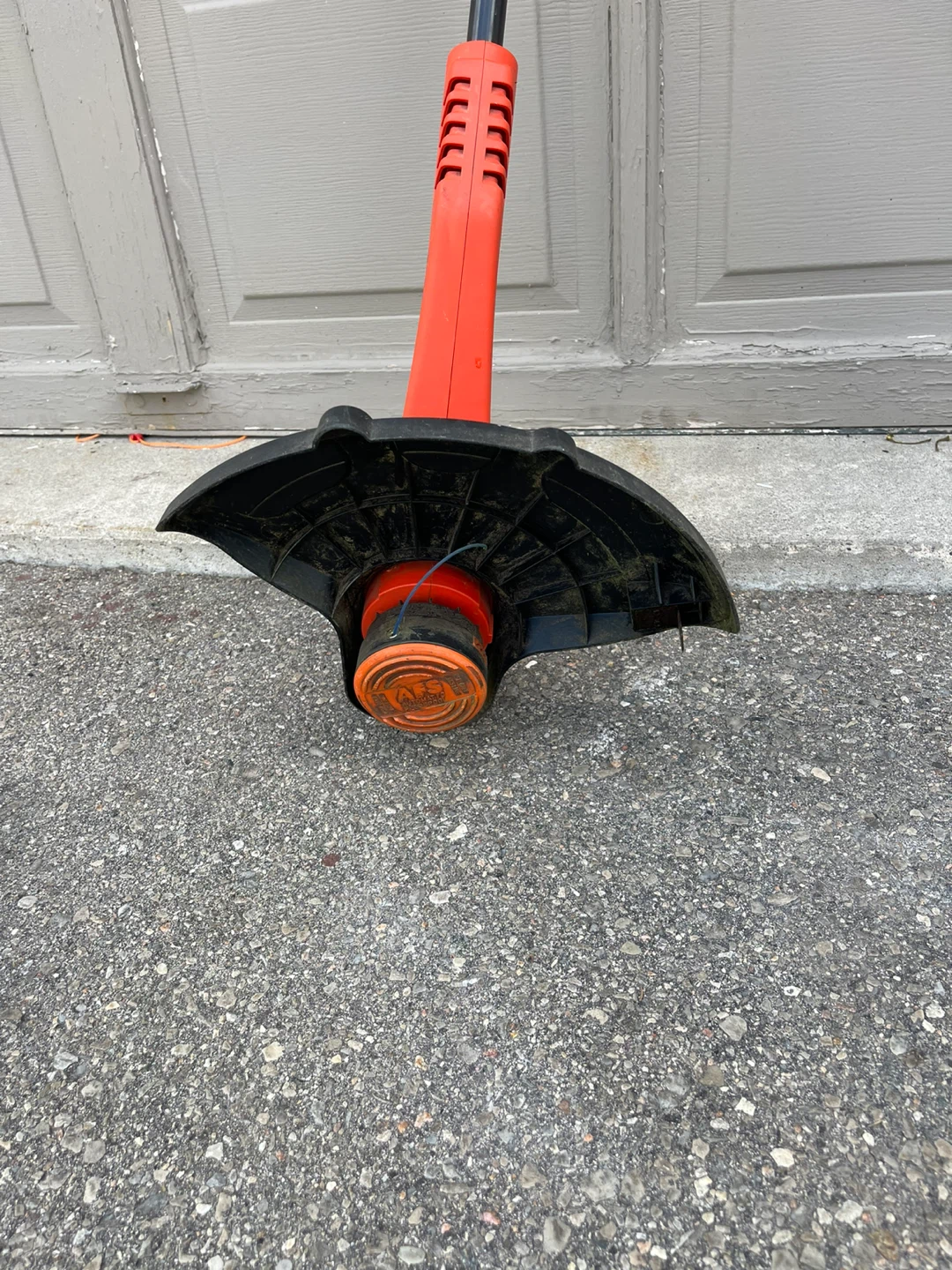 Black & Decker Electric String Trimmer - photo 4