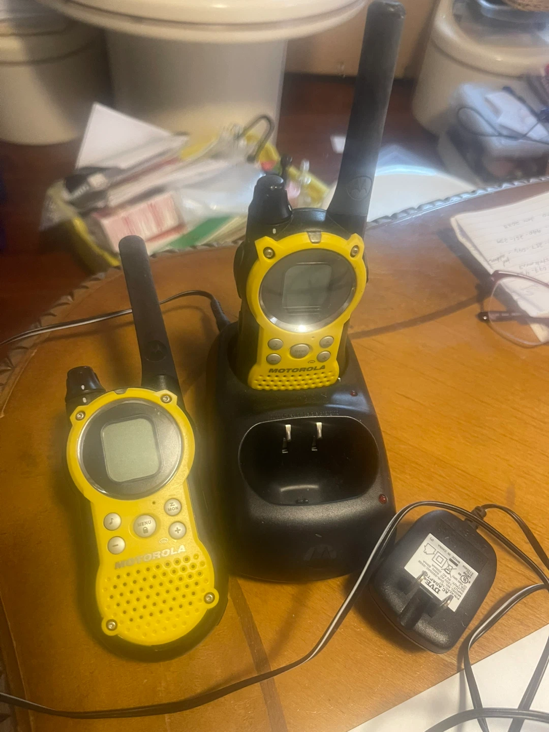Motorola Talkabout Walkie Talkies with Charger - photo 2