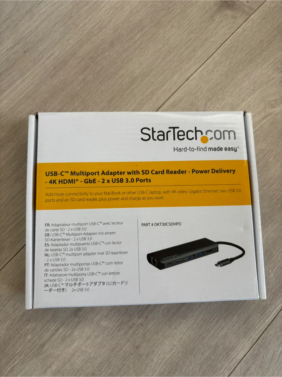 StarTech.com USB-C Multiport Adapter with SD Card Reader - photo 2
