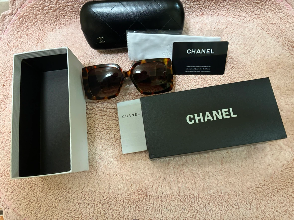 CHANEL Sunglasses - photo 5