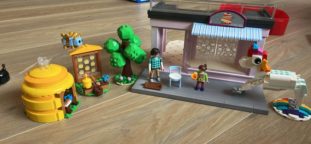 LEGO unicorn, bee hive set and bakery Set
