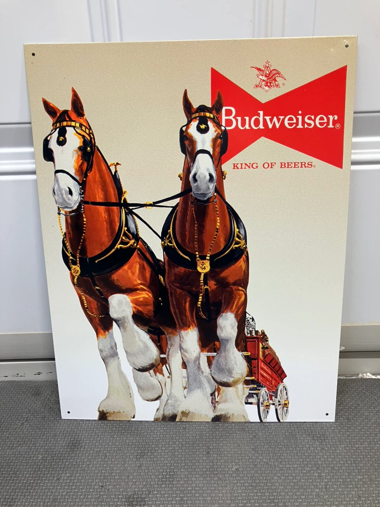 Budweiser Clydesdales Tin Sign - photo 3