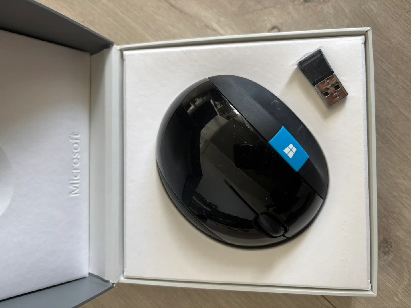 Microsoft Sculpt Ergonomic Mouse