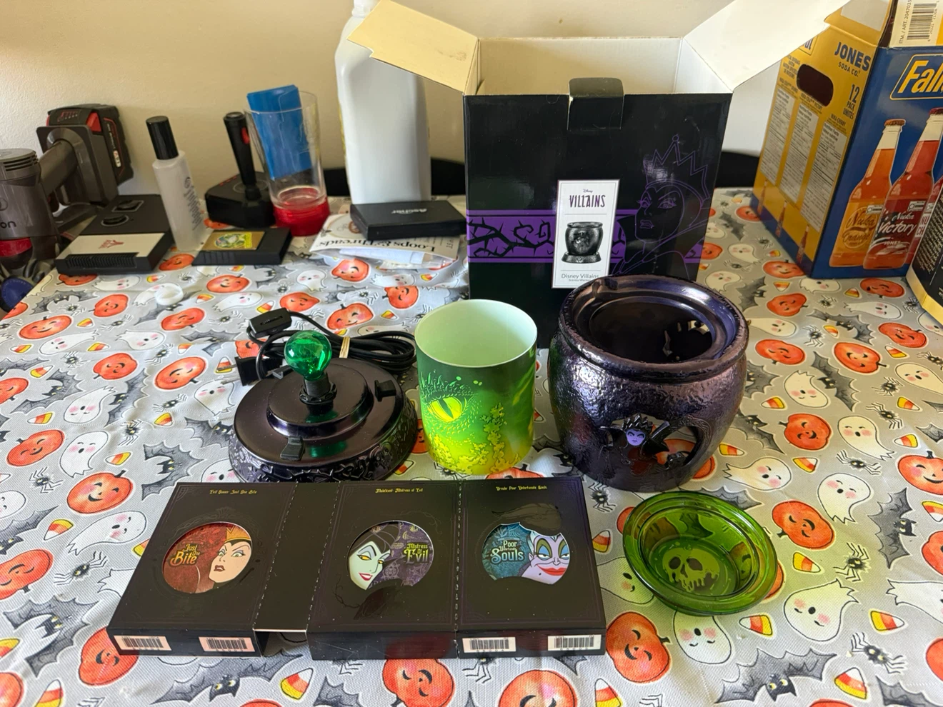Disney Villains Wax Warmer and Mug Set - photo 2