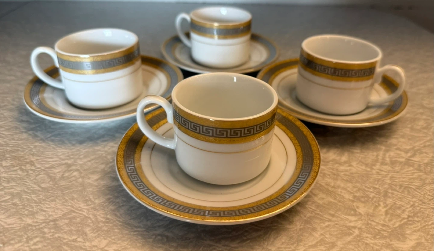 Vintage Casa Elite Cappuccino Cups and Saucers