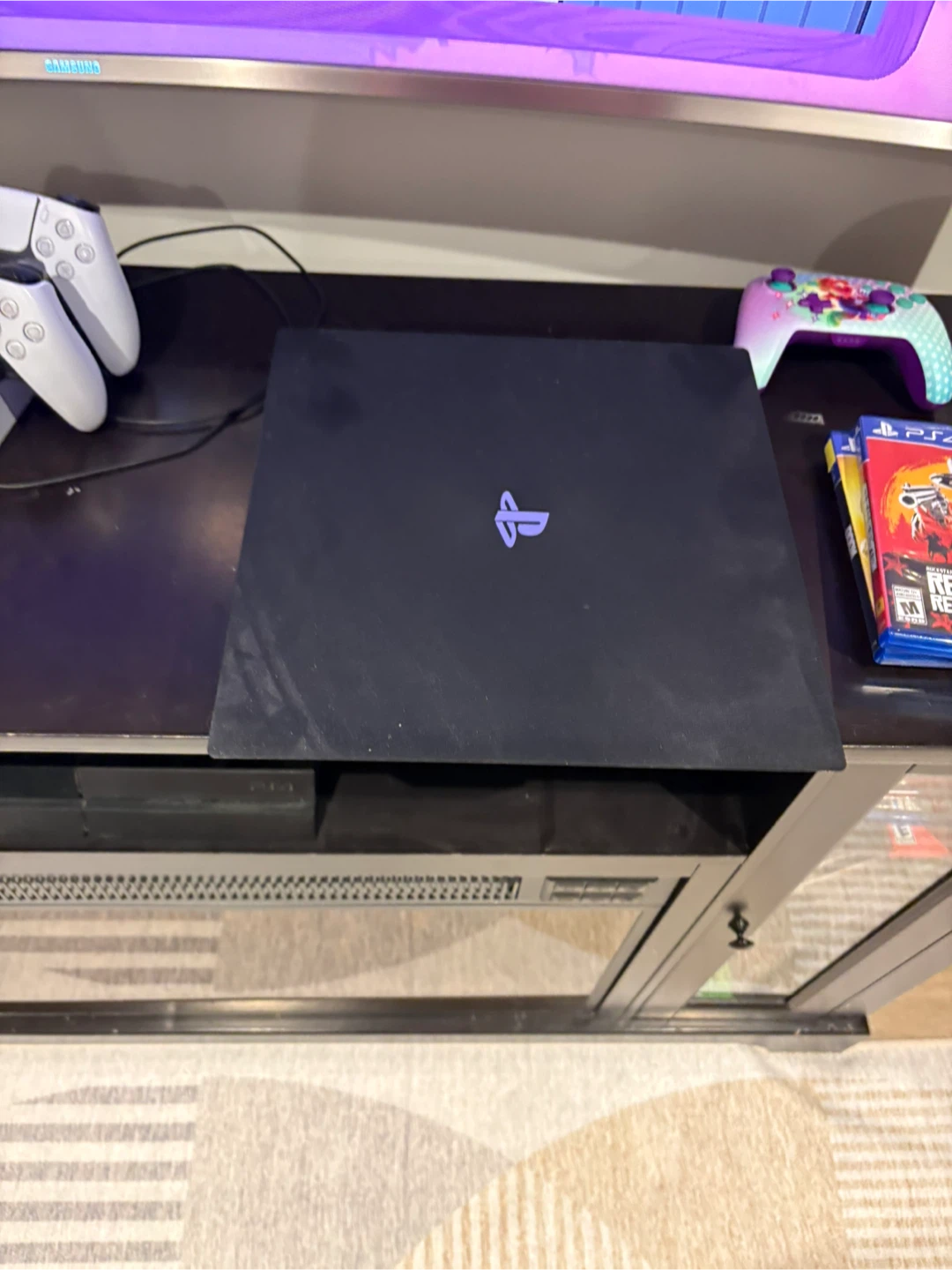 PS4 Pro - Not tested, but good condition - photo 3