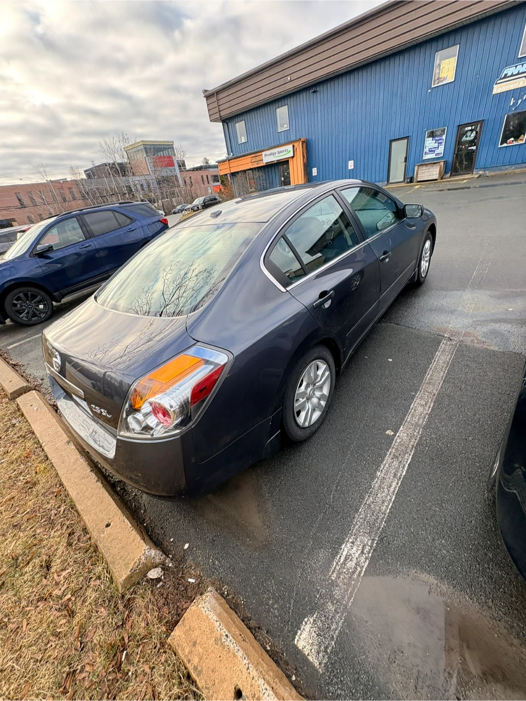 Nissan Altima 2.5L Sedan - photo 5