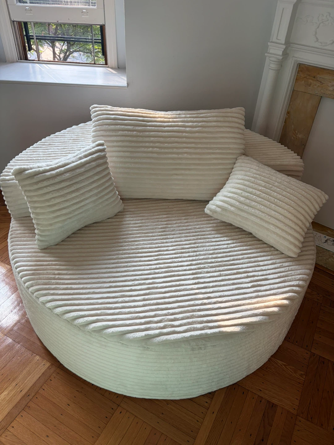 Couch or Sofa round white corduroy