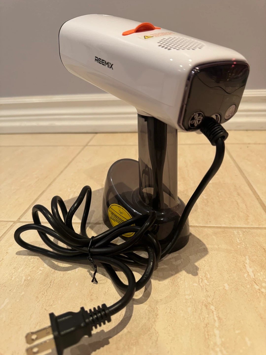 Reemix Handheld Steamer - photo 3