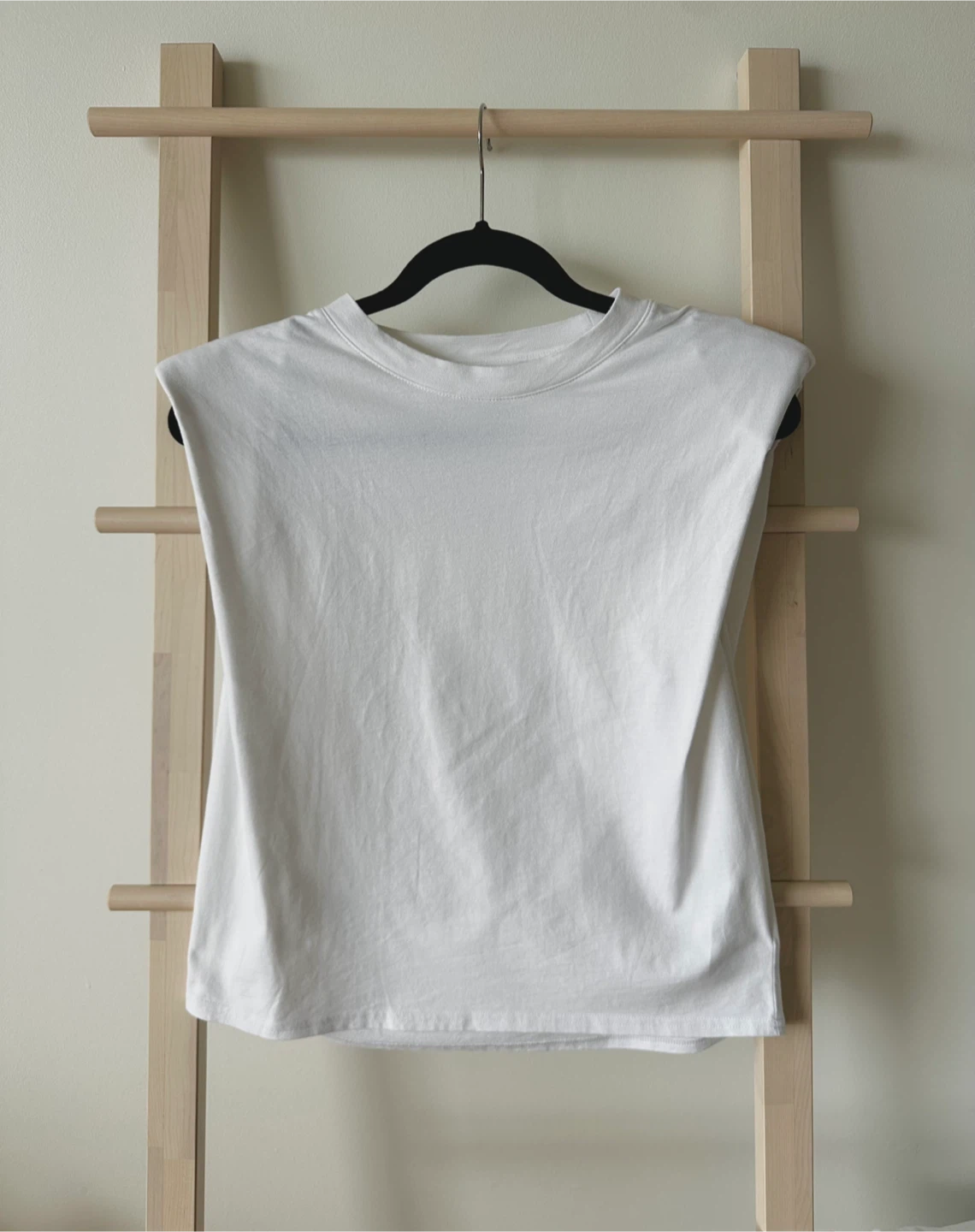 Aritzia Shoulder Pad Tank